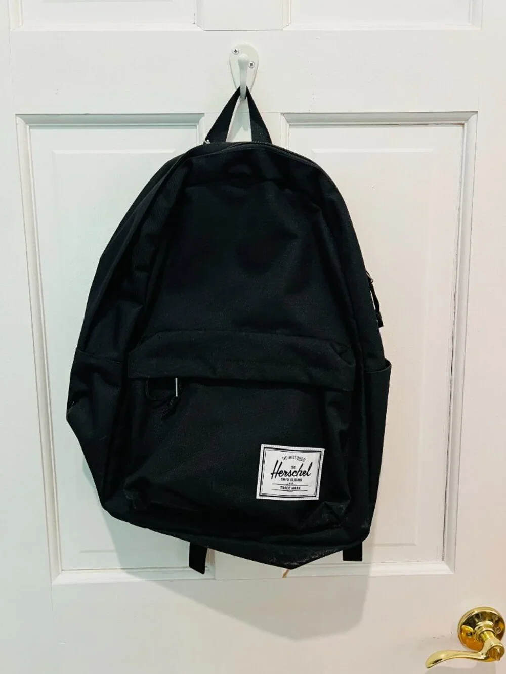 New Herschel Classic XL Backpack 26L